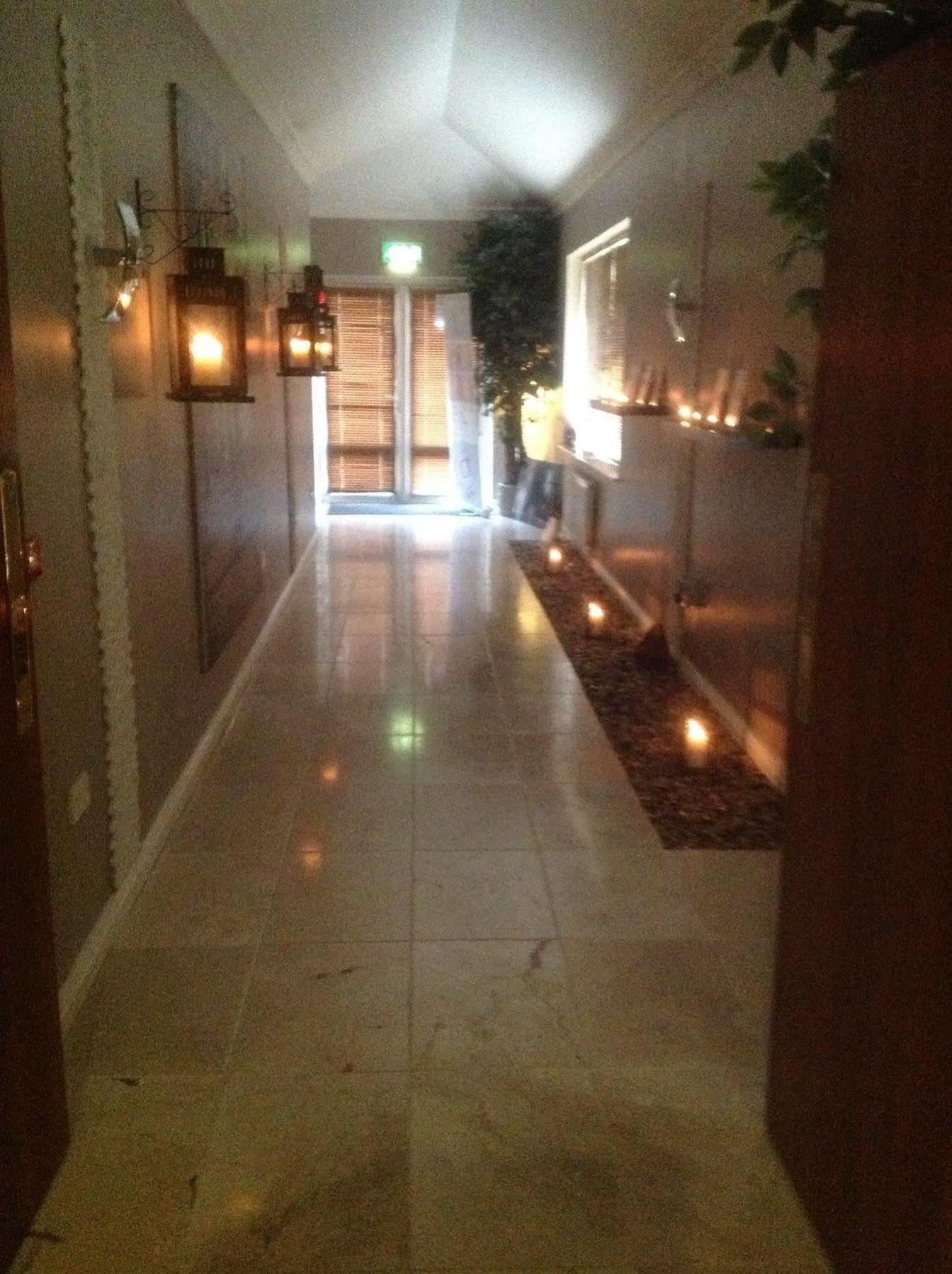 Airport View Hotel And Secret Spa Lusk المظهر الخارجي الصورة